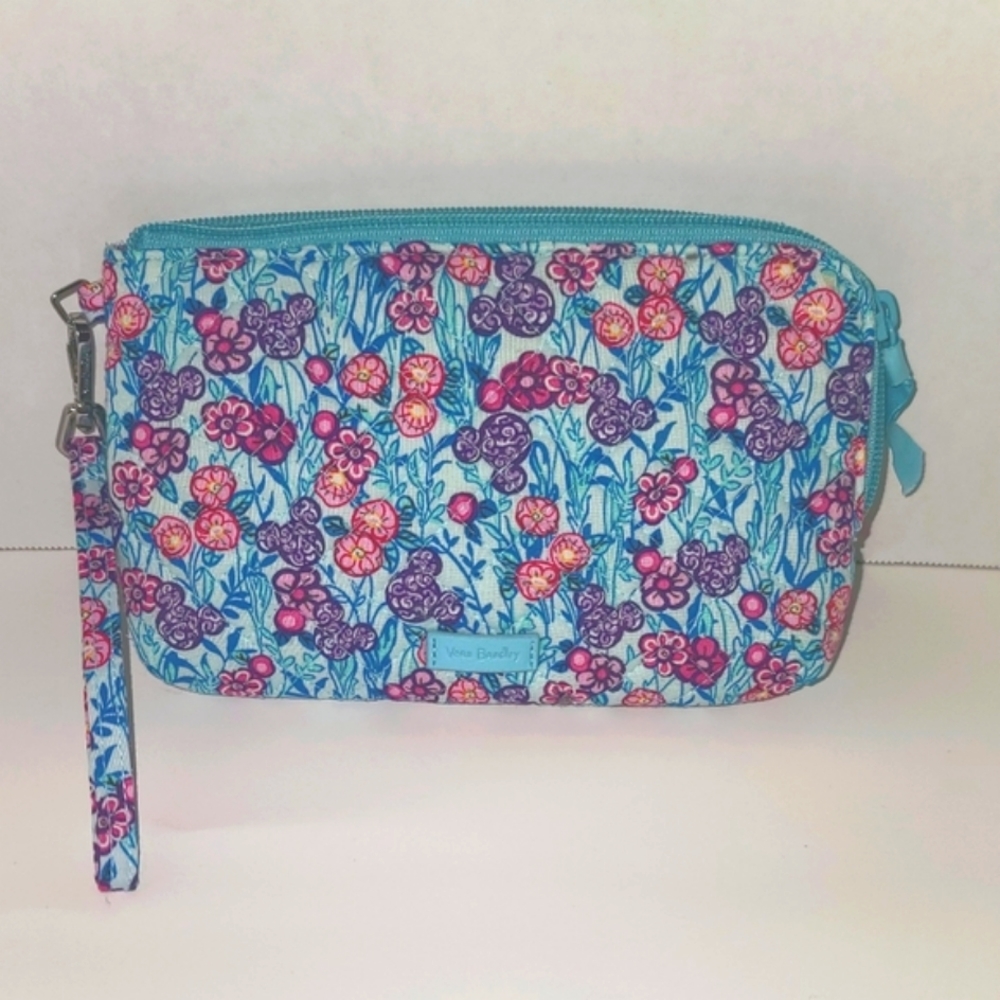 NEW Disney Vera Bradley RDID Wristlet Mickeys Colorful Meadow